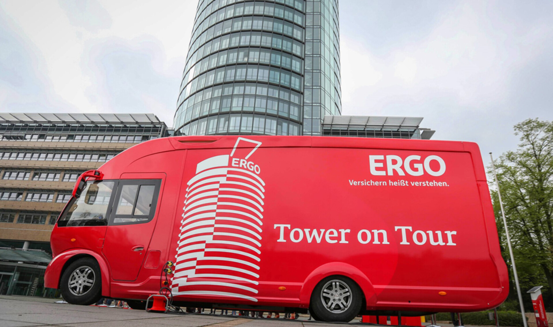 ergo-tower-on-tour-4-Infobus.jpg