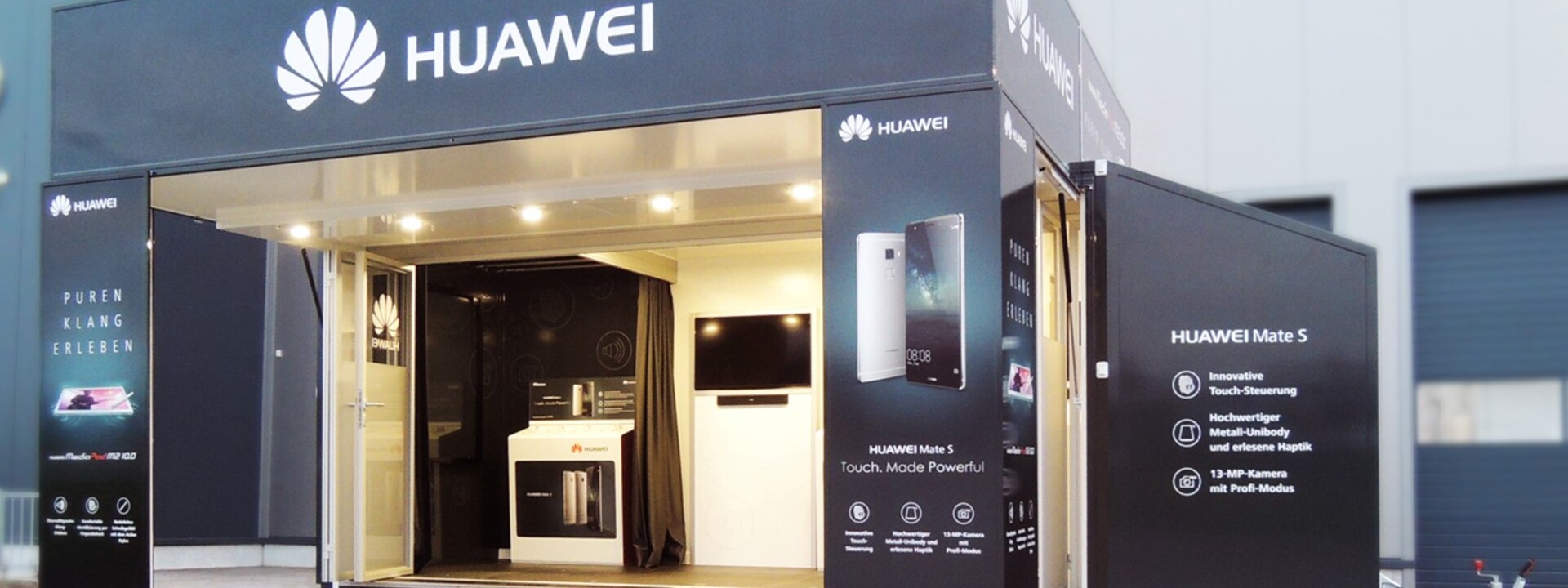 popup-store-huawei-cube-1.jpg